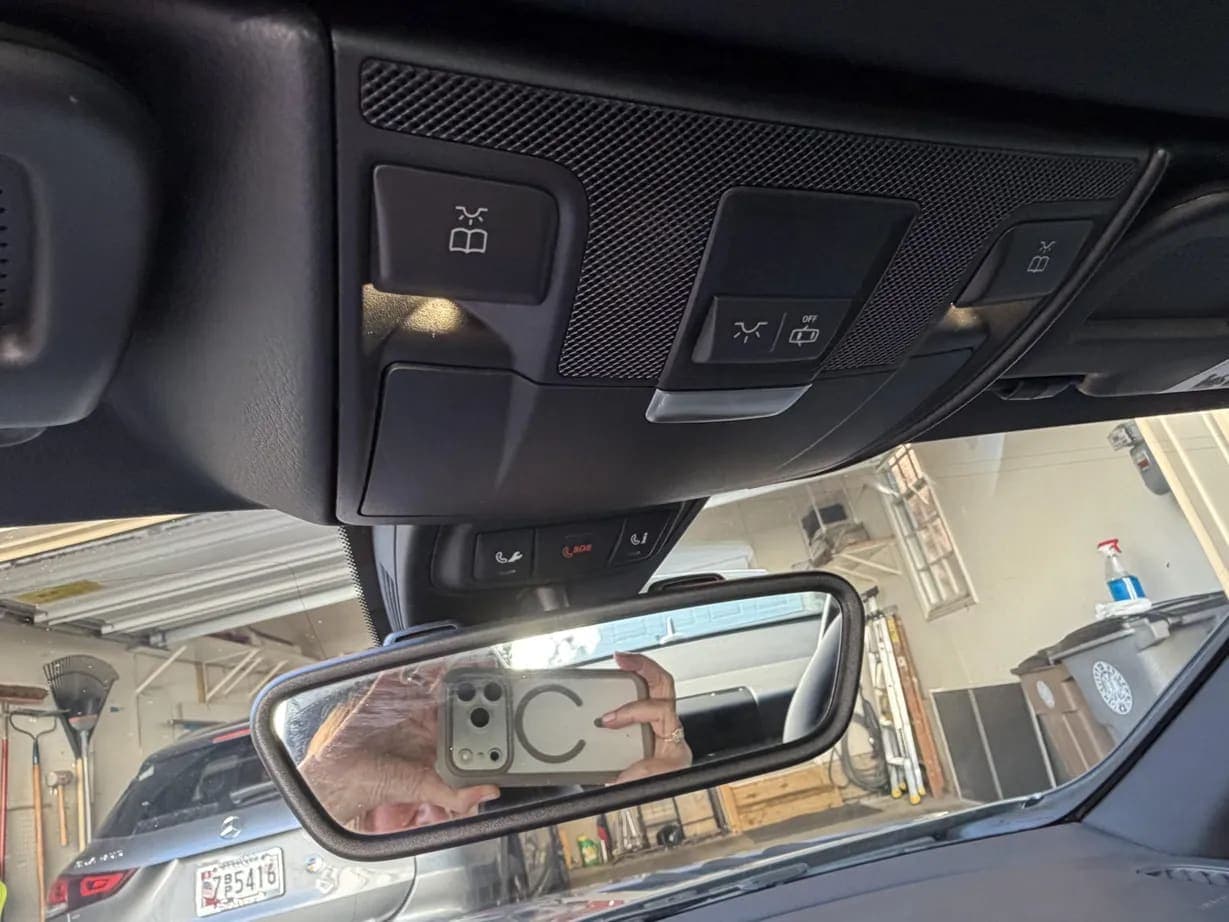 2013 Mercedes-Benz SLK250, view
