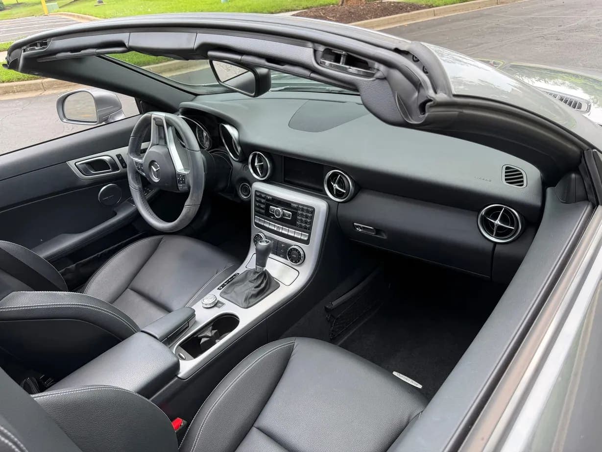 2013 Mercedes-Benz SLK250, view