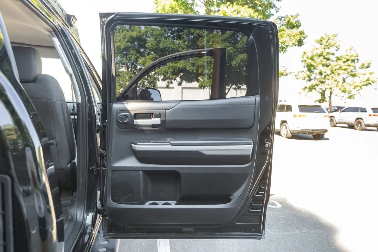 2018 Toyota Tundra SR5 CrewMax, view
