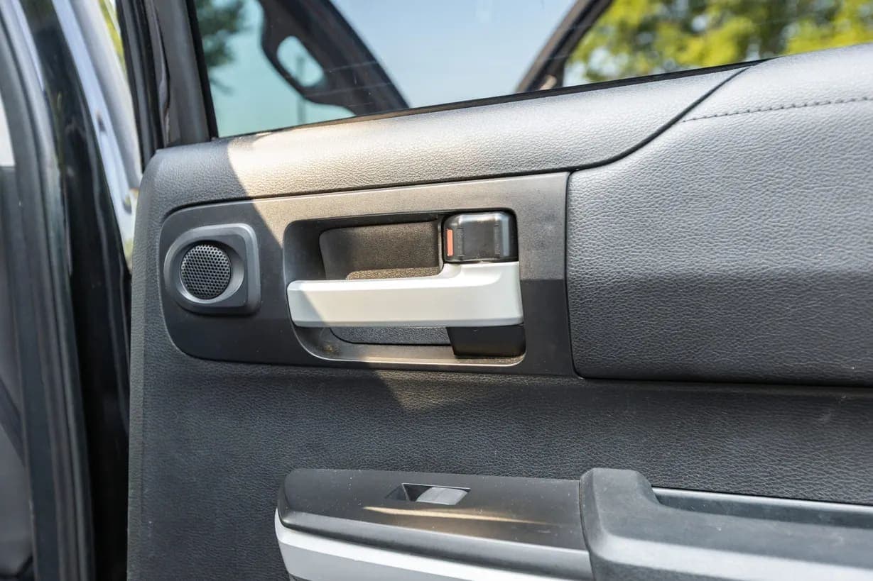 2018 Toyota Tundra SR5 CrewMax, view
